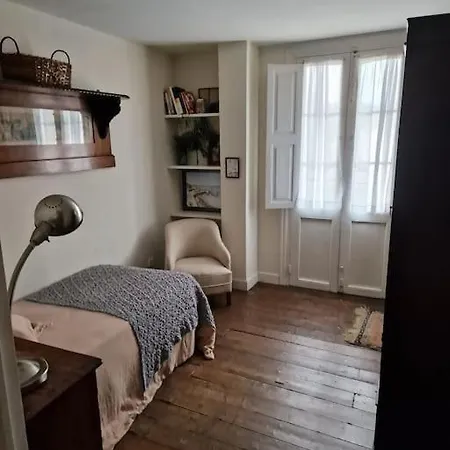 Mima's House - La Casa De Mima Comillas