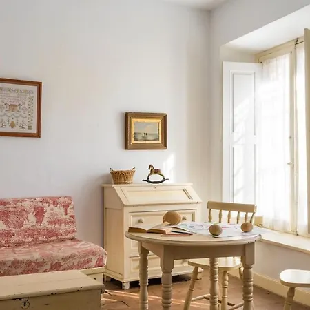 Mima's House - La Casa De Mima *