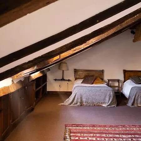 Mima's House - La Casa De Mima