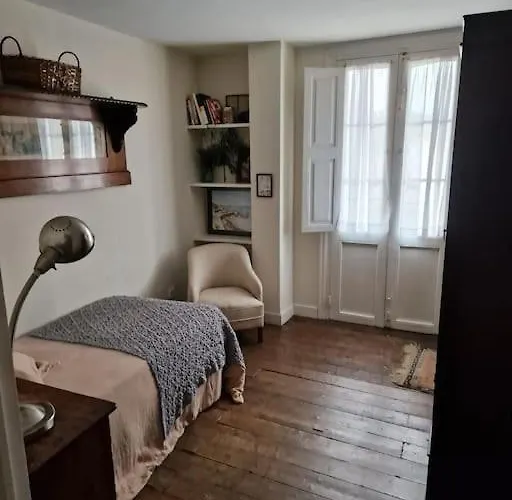 Mima's House - La Casa De Mima Comillas