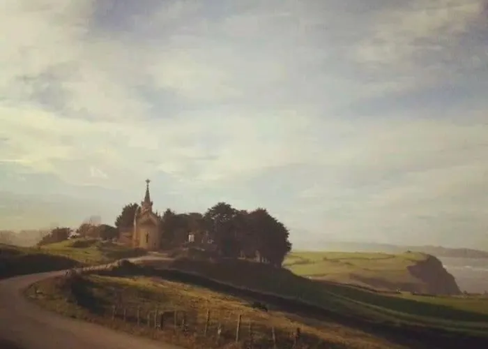 Mima's House - La Casa De Mima * Comillas